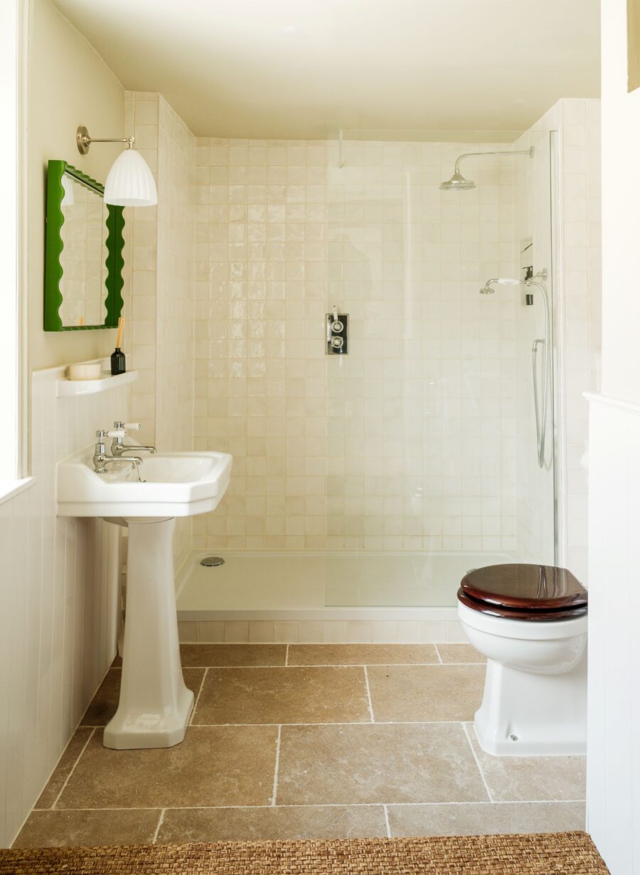 bedroom at Fleur de Lys pub accommodation in Cranborne Dorset