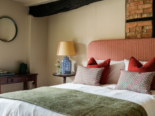 Pub bedroom at the Fleur de Lys in Cranborne Dorset